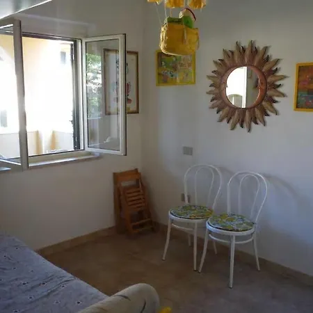 Graziosa Casa A 100metri Dal Mare Ferienhaus